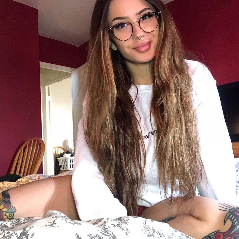 Meet your Posher, Nicole